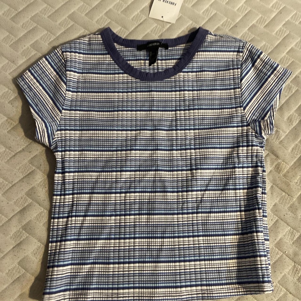 Forever 21 Blue and White Striped Baby Tee Medium